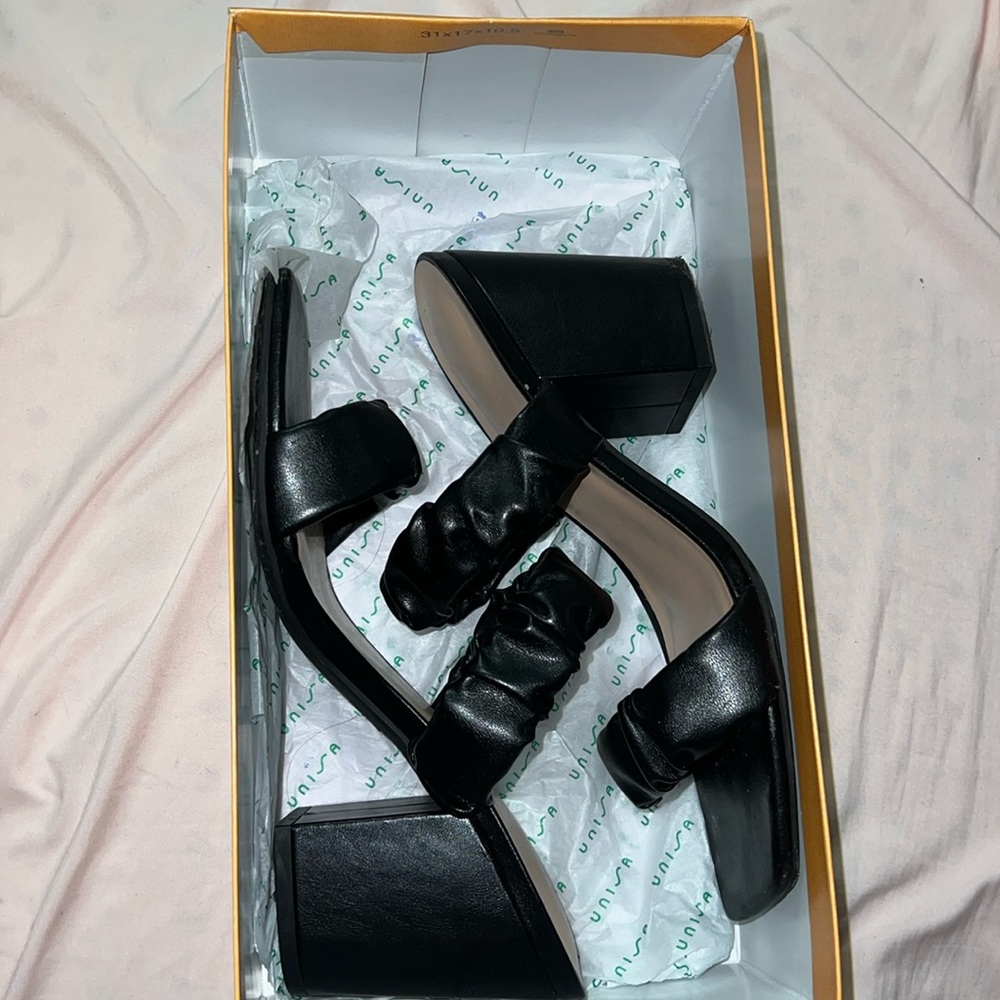 cyla sandals Unisa
